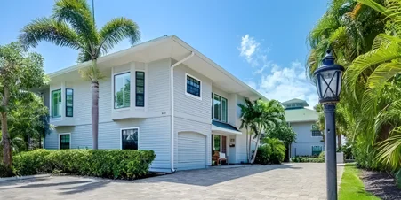 Why Investors Are Buying Property in Naples, Florida USA